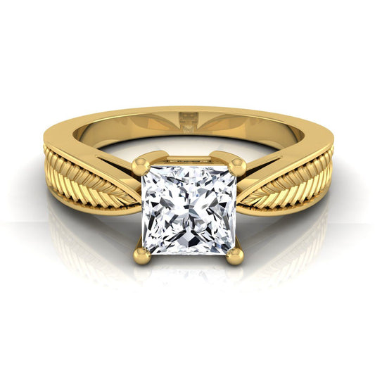 Vintage Leaf Pattern Solitaire Princess, in 18K Yellow Gold, prong setting | RockHer