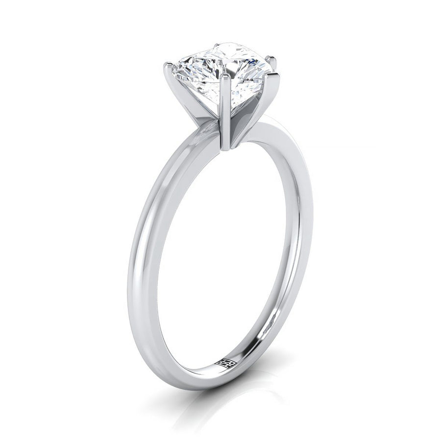 The ฟลอเรีย Engagement Ring, made to order in our Los Angeles atelier
