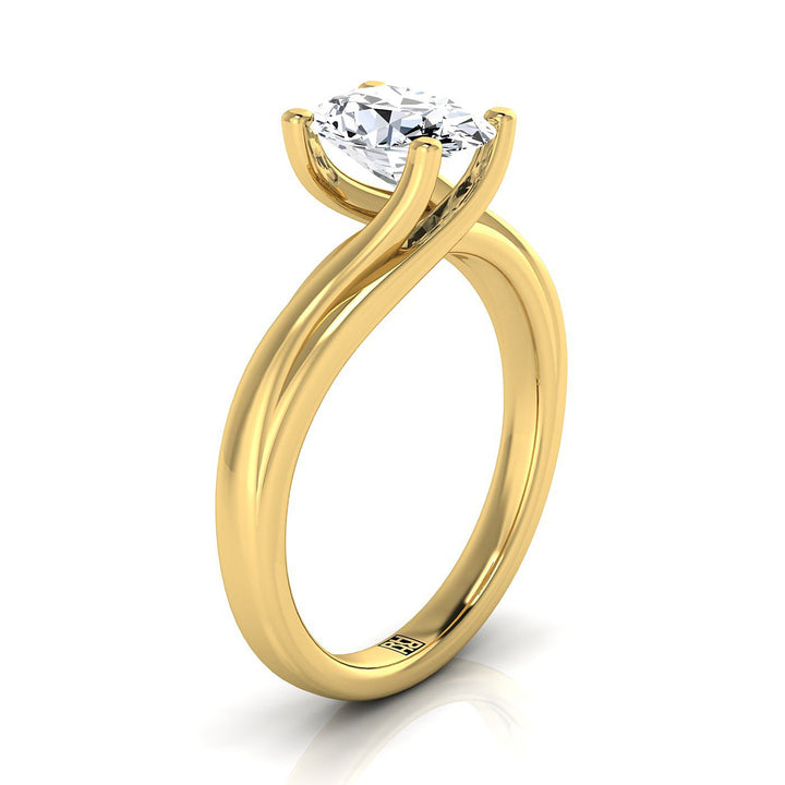 แหวนหมั้นเดี่ยวแบบบายพาสบิดเกลียวรูปวงรีทองคำเหลือง 18K