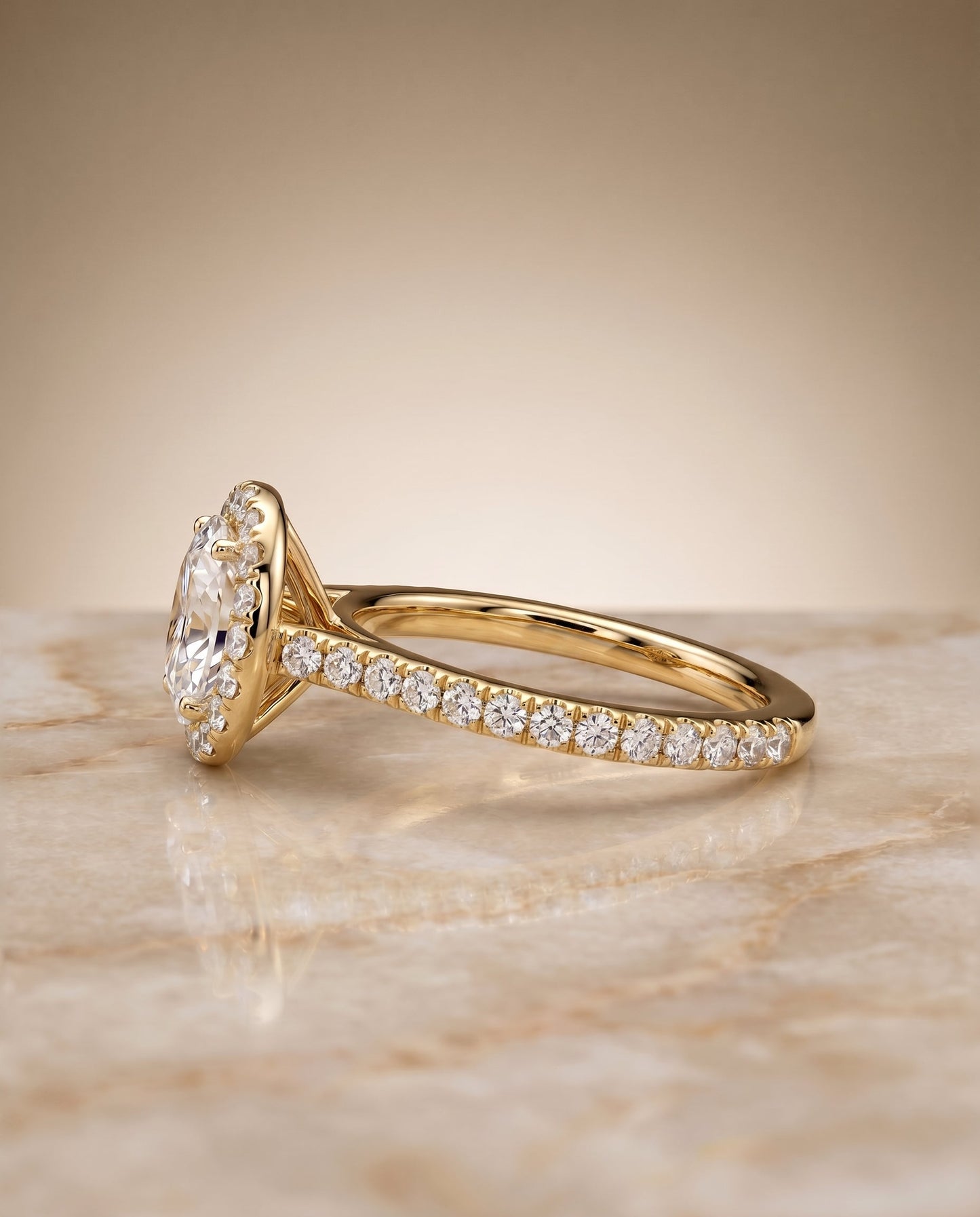 ตัวเรือนแหวนหมั้นประดับเพชรล้อมทรงรี Christina East West Pavé Halo โรสโกลด์ 18K