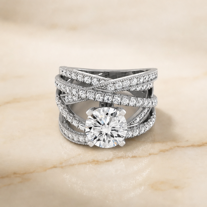 ตัวเรือนแหวนหมั้นเพชร Violetta ทรงกลม ทองคำขาว 18K จาก RockHer
