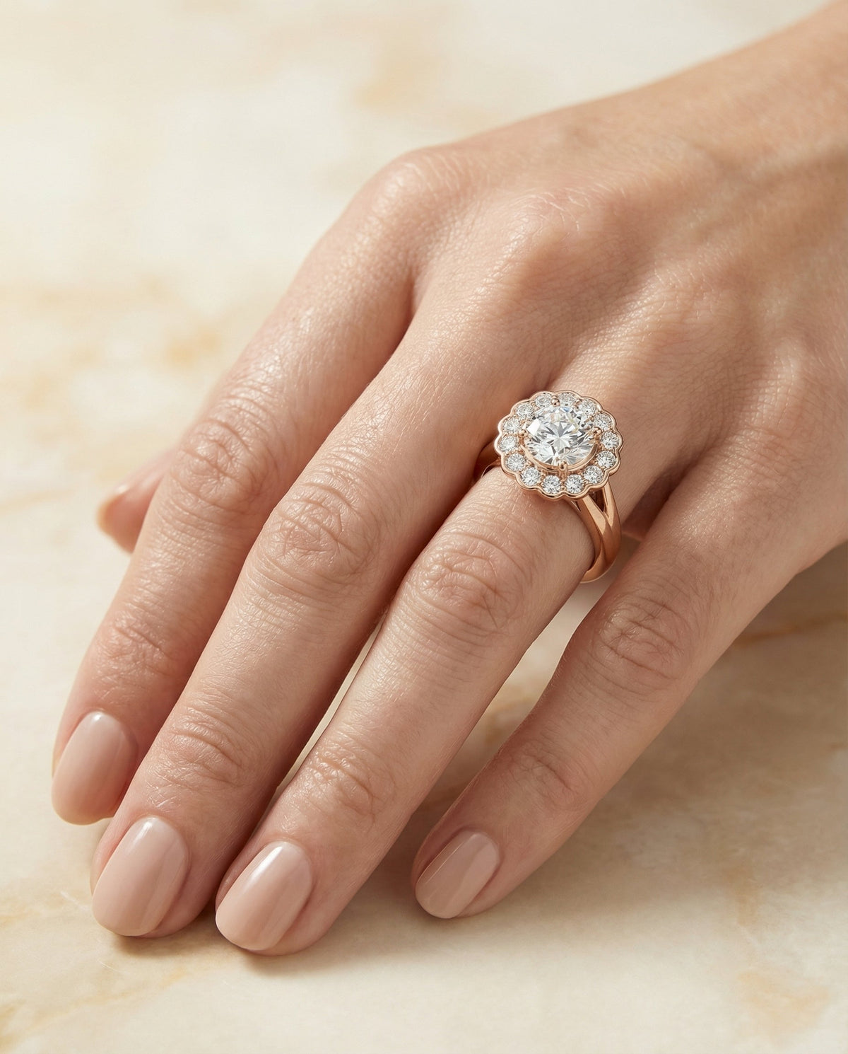 ตัวเรือนแหวนหมั้นเพชร Nera ทรงกลม ฝังหนาม ทองคำชมพู 14K จาก RockHer