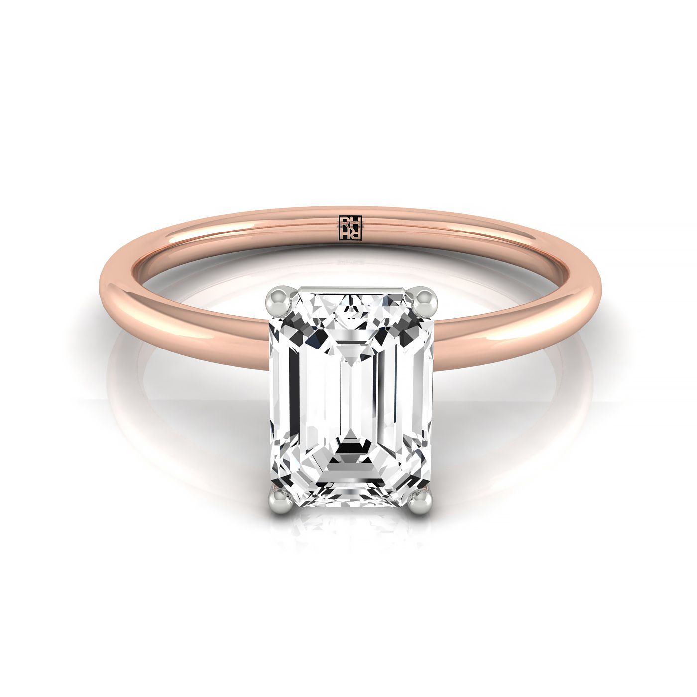 แหวนหมั้นเดี่ยวมรกต 14 กะรัต พร้อมฮาโลลับด้านล่างโค้งและเพชรรอบกลม 8 กรง