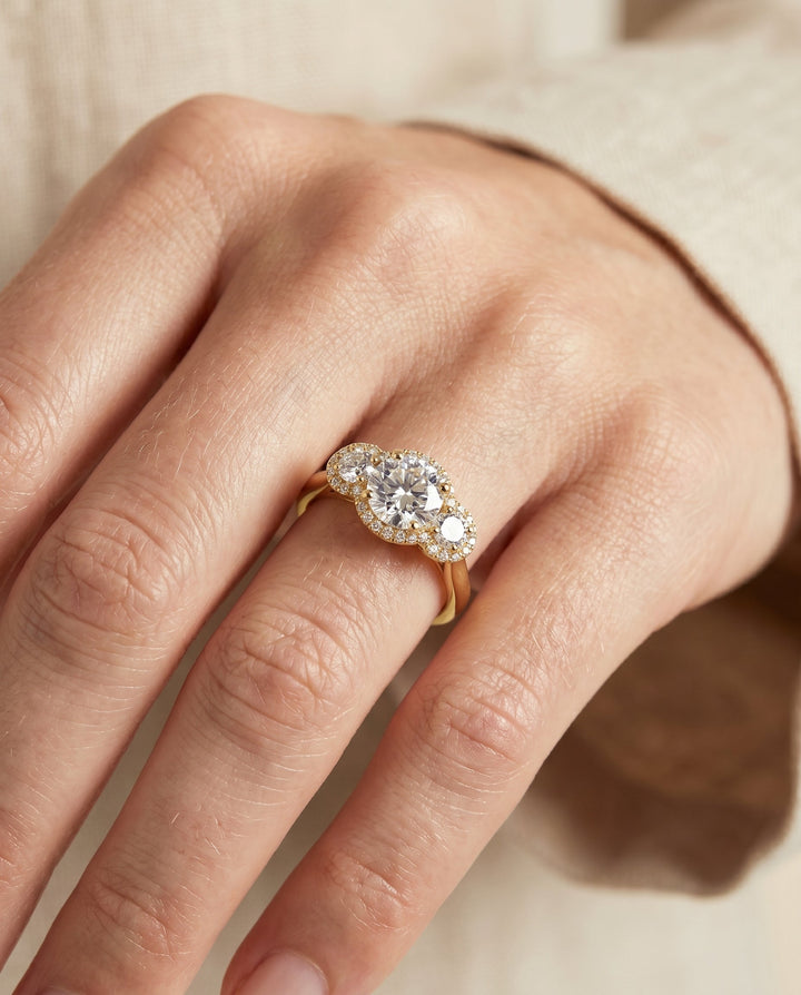Round Brilliant, French Pavé Three Stone, in 18K Yellow Gold, prong setting – lifestyle shot | RockHer