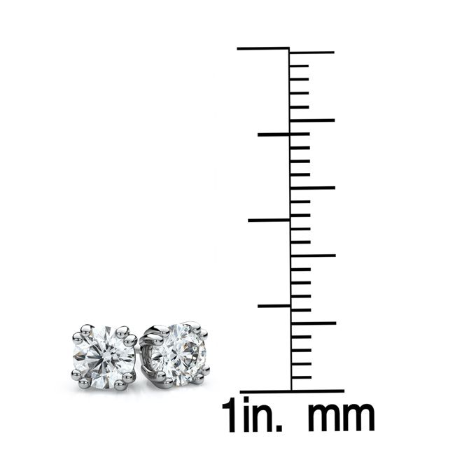 ต่างหูสตัดเพชรรอบแบบหนีบคู่ทองคำขาว 18 กะรัต น้ำหนักรวม 0.90 กะรัต (เม็ดละ 5.2 มม.) สี H ความสะอาด Si3-i1