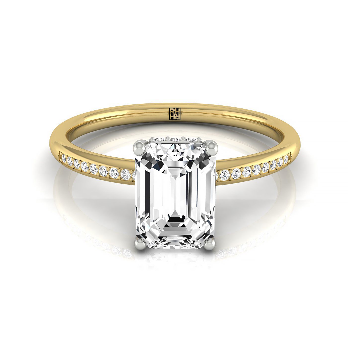 แหวนหมั้นมรกต 18 กะรัต พร้อมฮาโลซ่อนสูงและเพชรรูปกลม 34 เม็ดแบบตั้งด้วยกรงเล็บ