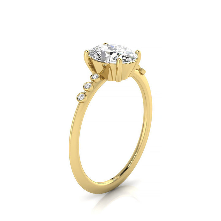 แหวนหมั้นรูปไข่ 14ky พร้อมเพชรรูปกลม 6 เม็ดแบบติดตั้งในกรอบบนวงแหวน