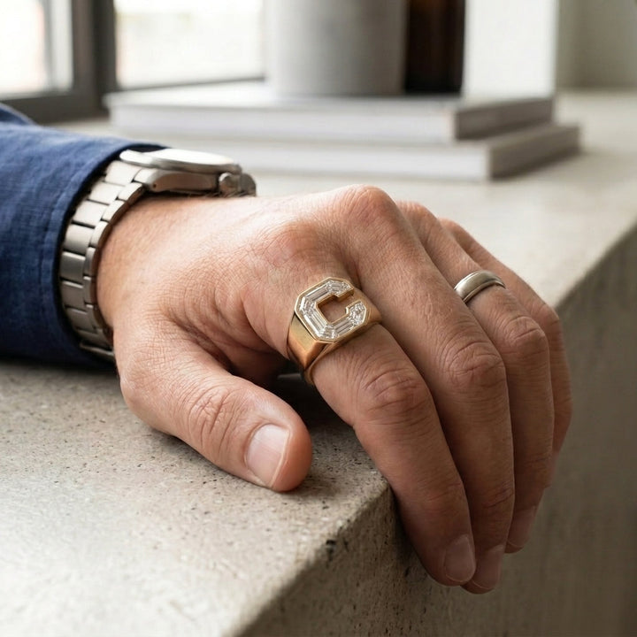 แหวนตราเพชรแล็บ ทรงหกเหลี่ยม ตัวเรือนทองคำชมพู 14K จาก RockHer