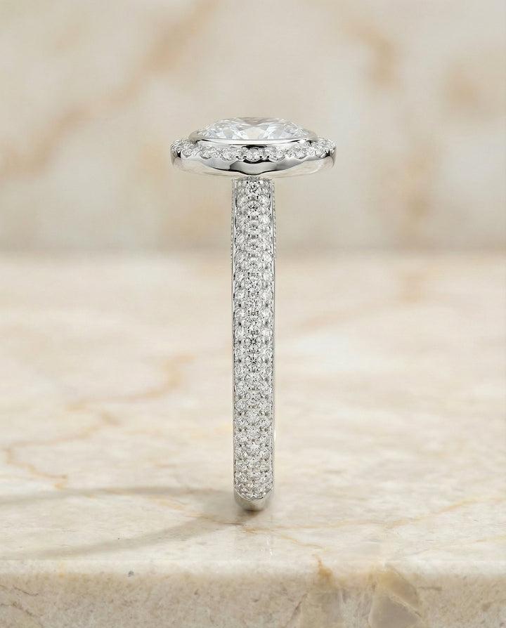 Ella Select Oval engagement ring in 18K White Gold