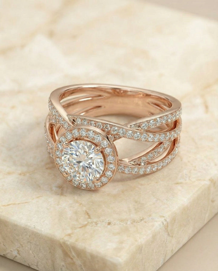 ตัวเรือนแหวนหมั้นเพชร Rosina ทรงกลม ฝังหนาม ทองคำชมพู 14K จาก RockHer