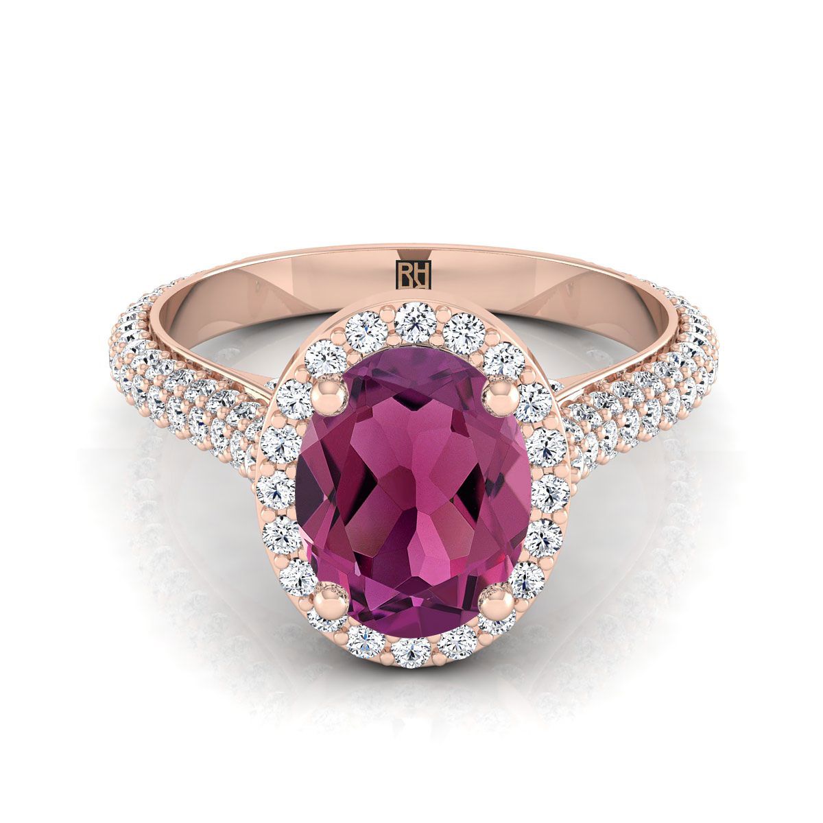 แหวนหมั้นทองคำชมพู 14K รูปไข่ประดับการ์เนตไมโครปาเว่ พร้อมฮาโลรอบและเพชรข้างแบบปาเว่ - 7/8 กะรัตรวม