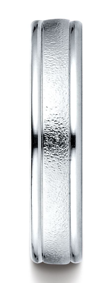 แหวนดีไซน์สลักขอบกลมขัดเงาสูงแบบมีสาย ขนาด 4 มม. ทำจากทองคำขาว 18k แบบสวมใส่สบาย