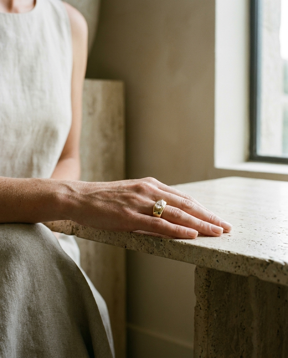 The Remi Select — Bezel-Set Cigar Band Briolette in 18K Yellow Gold