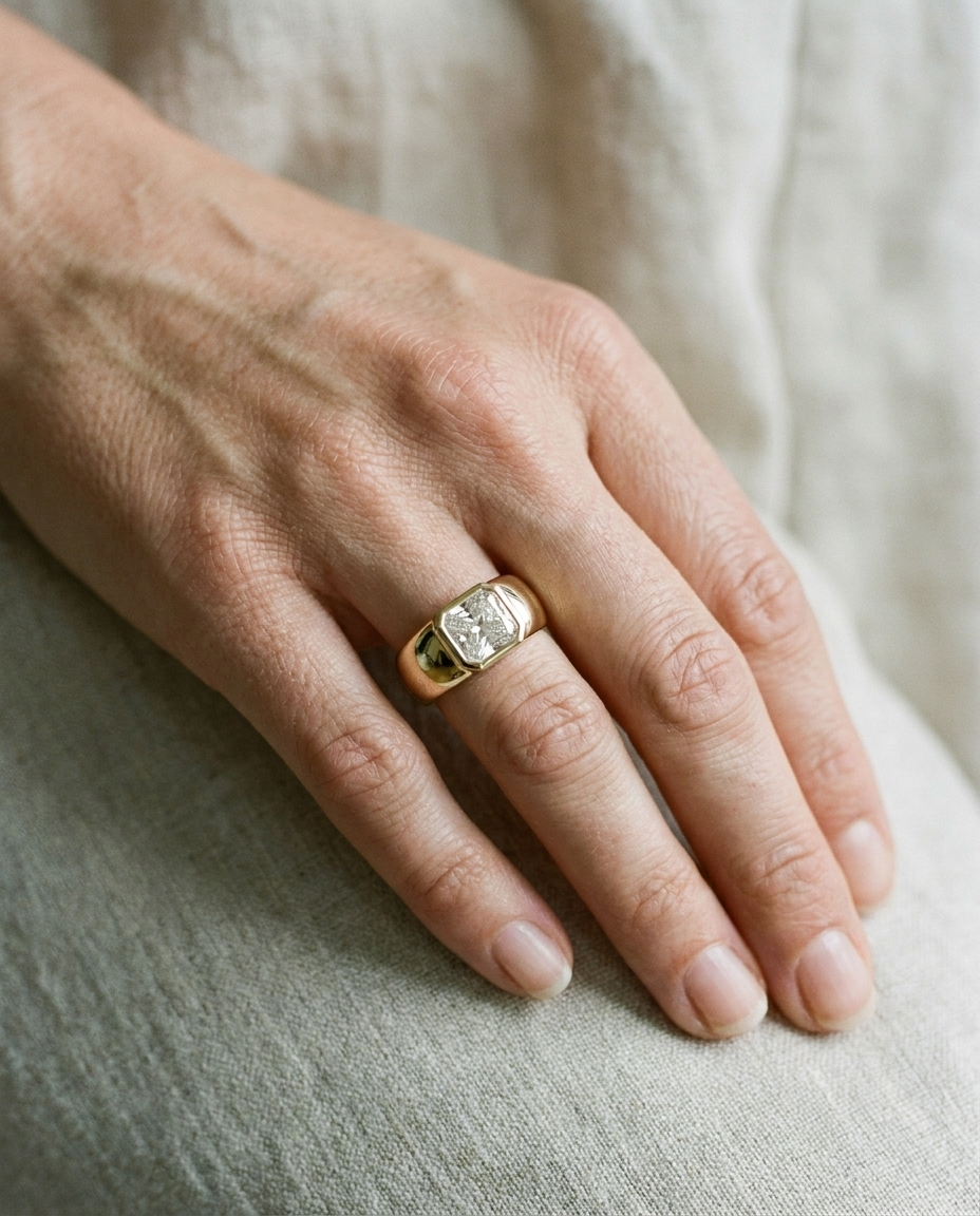 The Remi Select — Bezel-Set Cigar Band Radiant in 18K Yellow Gold