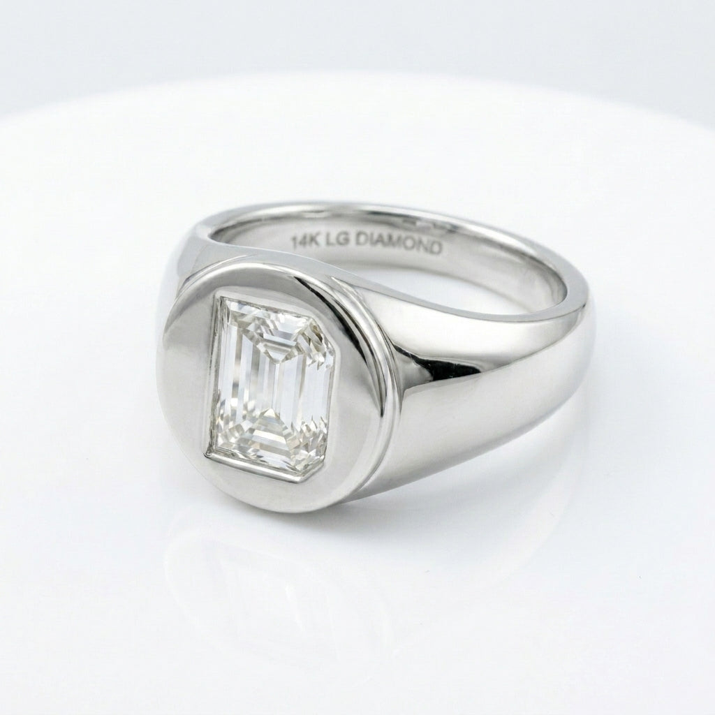 Women's Round lab-grown diamond letter signet ring in 14K White Gold, letter D, product photography