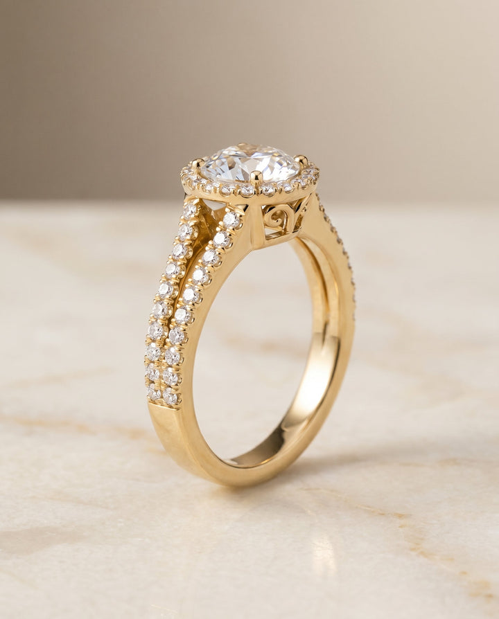 Round Brilliant, Split Shank Pavé Halo Round, in 18K Yellow Gold, pave setting – front view | RockHer