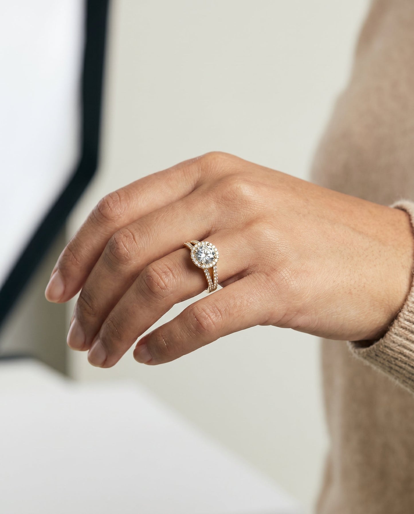 Round Brilliant, Split Shank Pavé Halo Round, in 18K Yellow Gold, pave setting – lifestyle shot | RockHer