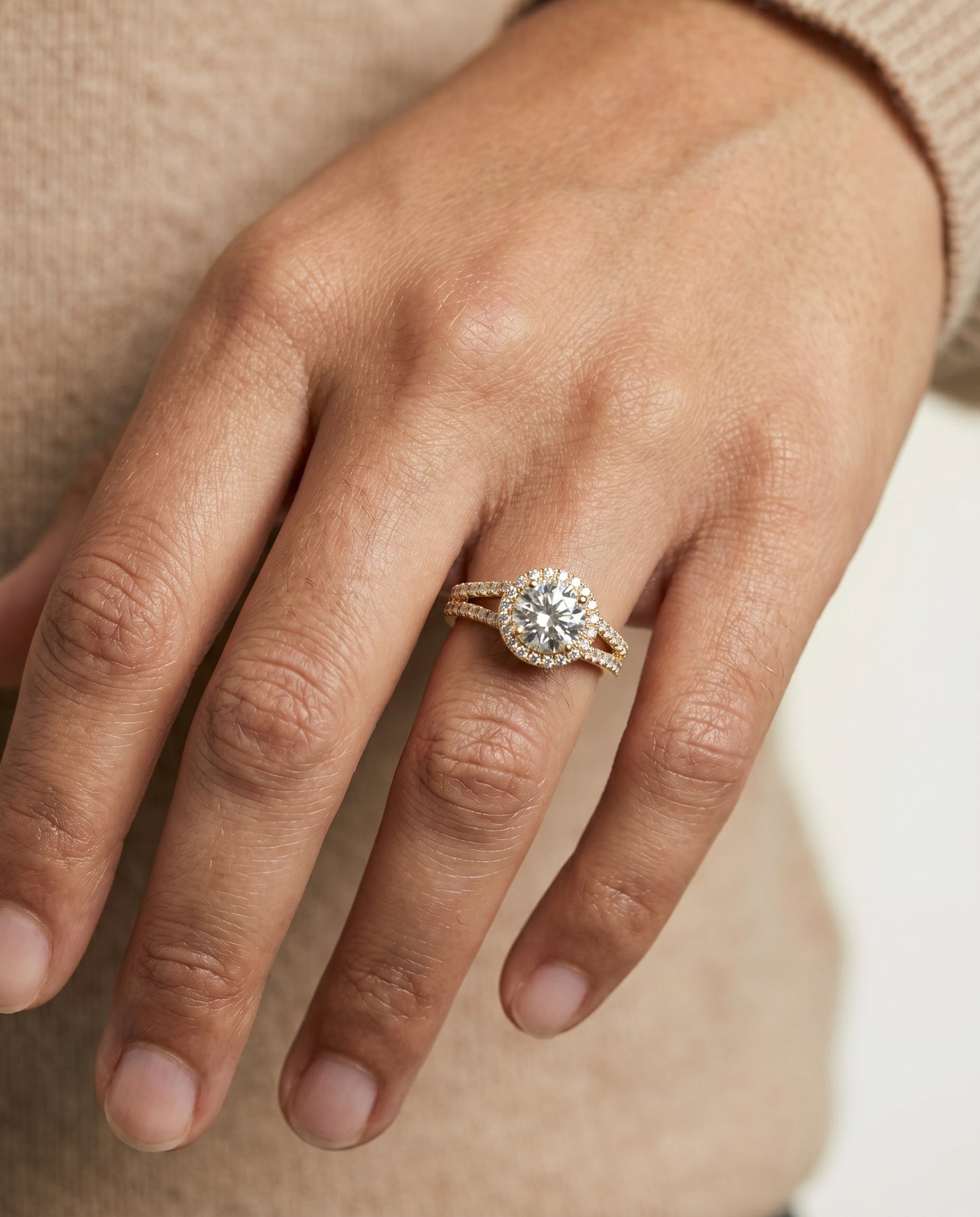 Round Brilliant, Split Shank Pavé Halo Round, in 18K Yellow Gold, pave setting – lifestyle shot | RockHer