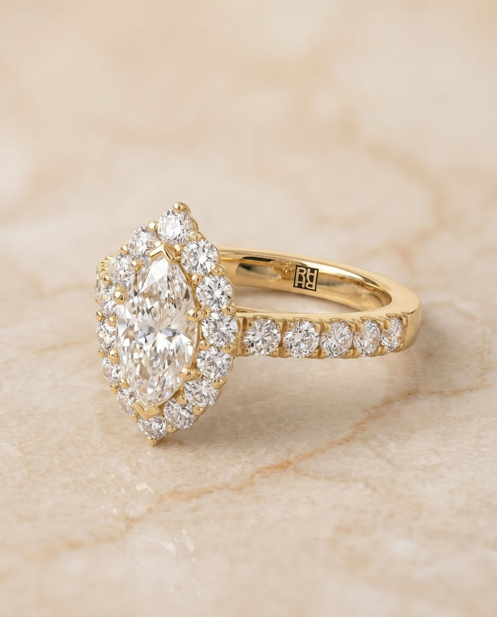 ตัวเรือนแหวนหมั้นเพชร Alannah ทรงมาคี ฝังหนาม ทองคำเหลือง 18K จาก RockHer