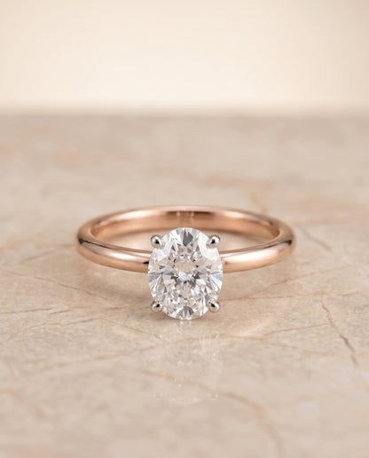 ตัวเรือนแหวนหมั้นเพชร Joni ทรงรี ทองคำชมพู 14K จาก RockHer