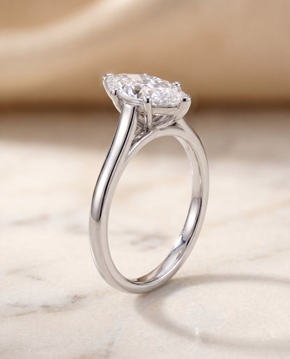 ตัวเรือนแหวนหมั้น Juliette ทรงมาคี ฝังหนาม ทองคำขาว 18K จาก RockHer