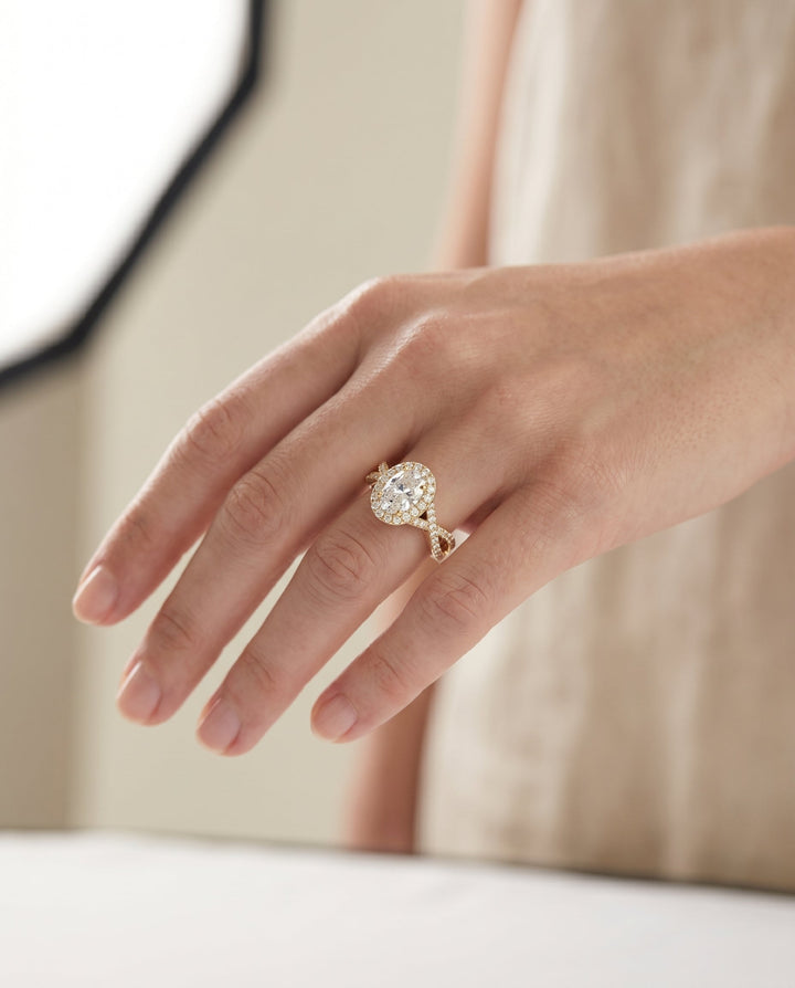 Melody Select Twisted Lattice Halo Oval in 18K Yellow Gold – view 5