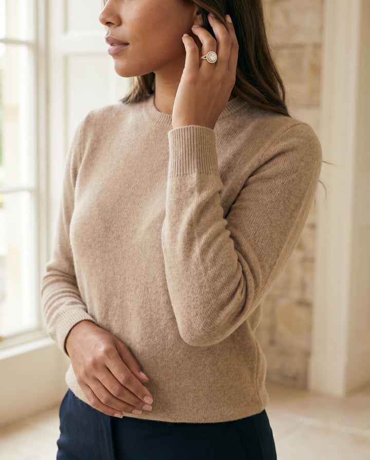 Round Brilliant, Double Halo Split Shank Pavé, in 18K Yellow Gold, pave setting – lifestyle shot | RockHer