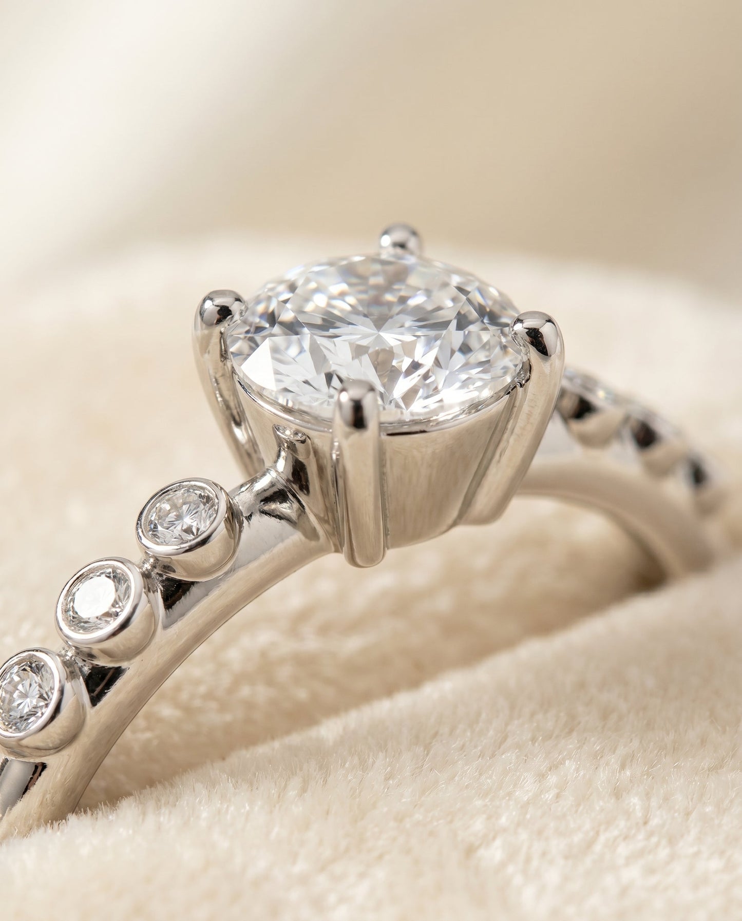 Peggy Select Bezel Accent Solitaire Emerald Cut in 18K White Gold – view 4