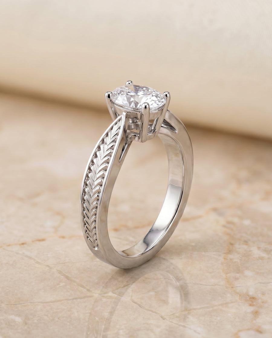 The โรเบอร์ต้า Engagement Ring, made to order in our Los Angeles atelier