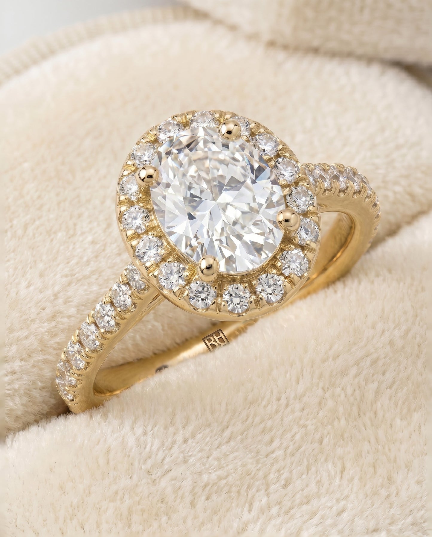 Sade Select Classic French Pave Halo Linear Oval in 18K Yellow Gold – view 4