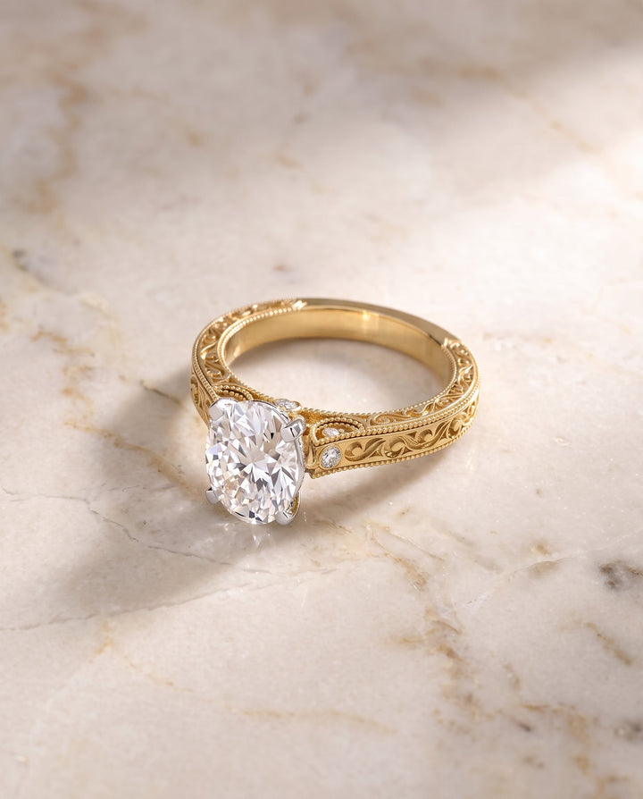 ตัวเรือนแหวนหมั้นเพชร Stella ทรงรี ทองคำเหลือง 18K จาก RockHer