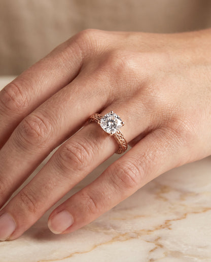 ตัวเรือนแหวนหมั้น Veronica ทรงคุชชั่น ทองคำชมพู 14K จาก RockHer