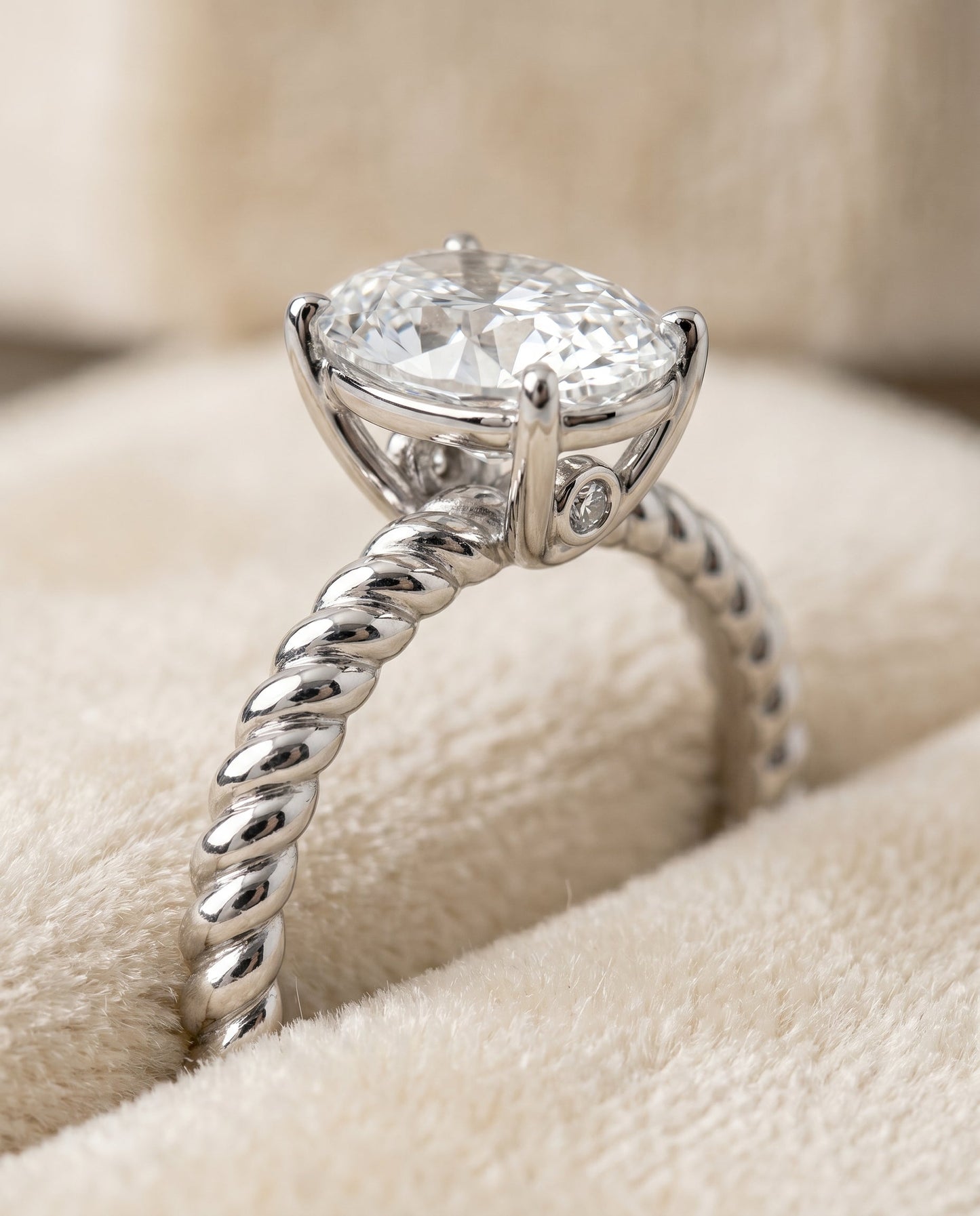 Charlie Select Twisted Rope Surprise Stone Solitaire Oval in 14K White Gold – view 4