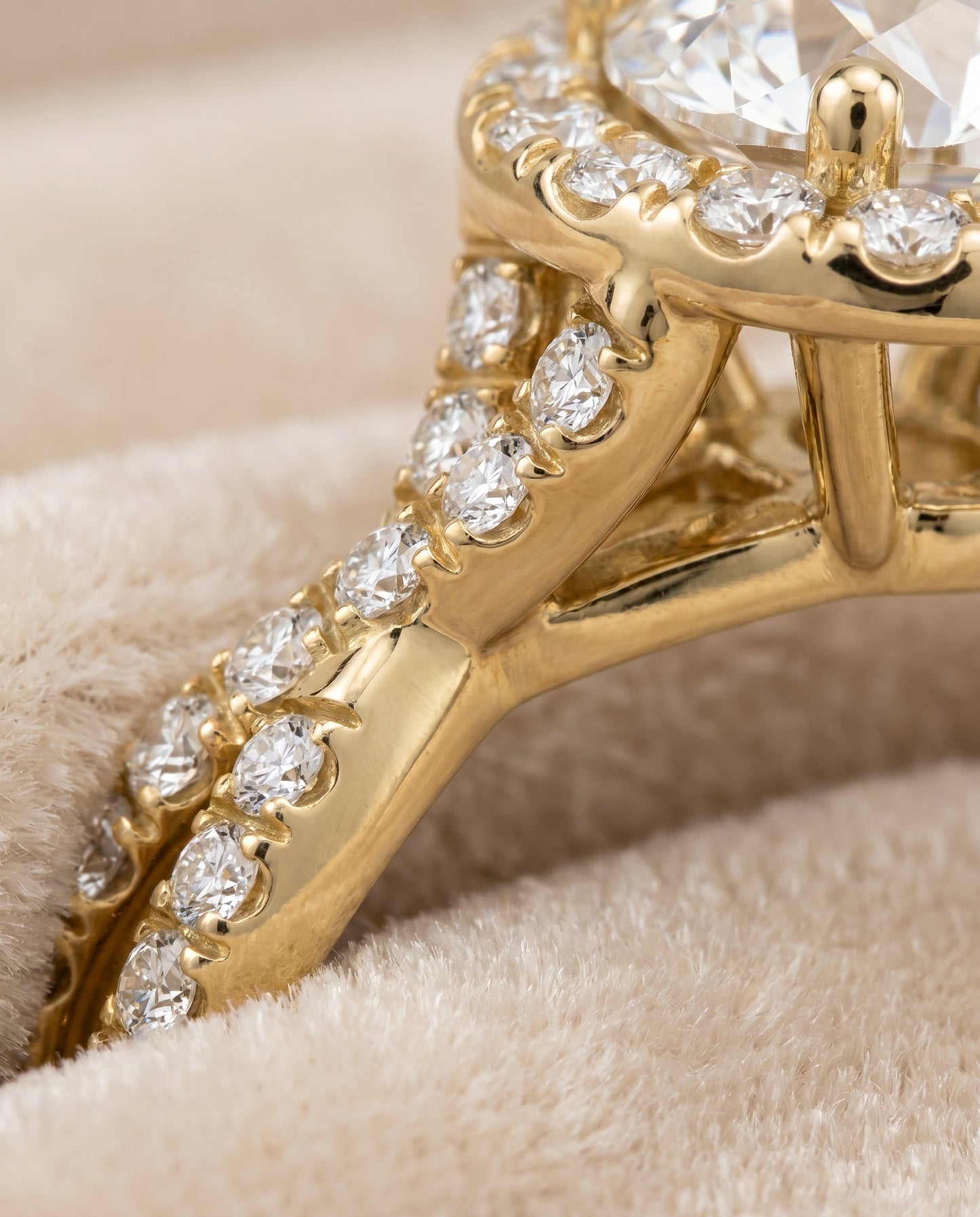 Audra Select Twisted Scalloped Pave Halo in 18K Yellow Gold – view 4